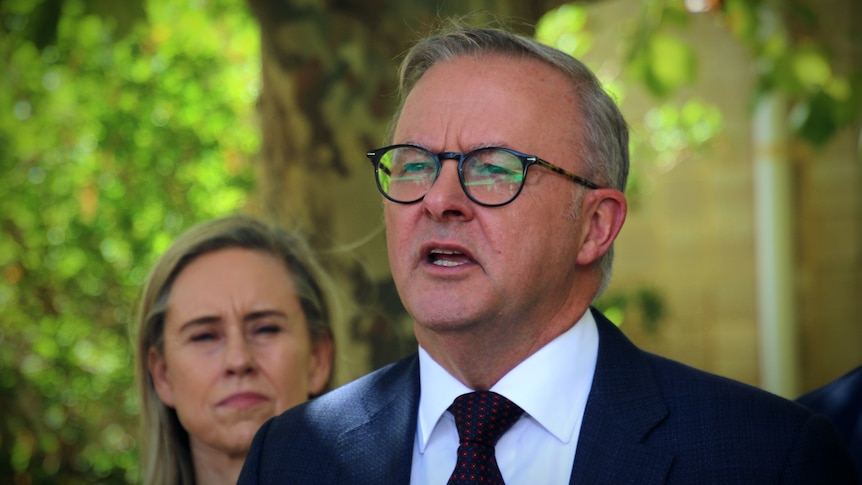Anthony Albanese says asylum seeker boat arrival ‘unfortunate’ but government not to blame