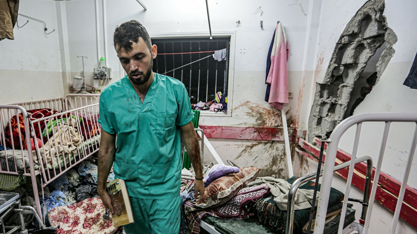 Israel raids largest hospital in Gaza’s Khan Younis, apprehends Hamas suspects : NPR