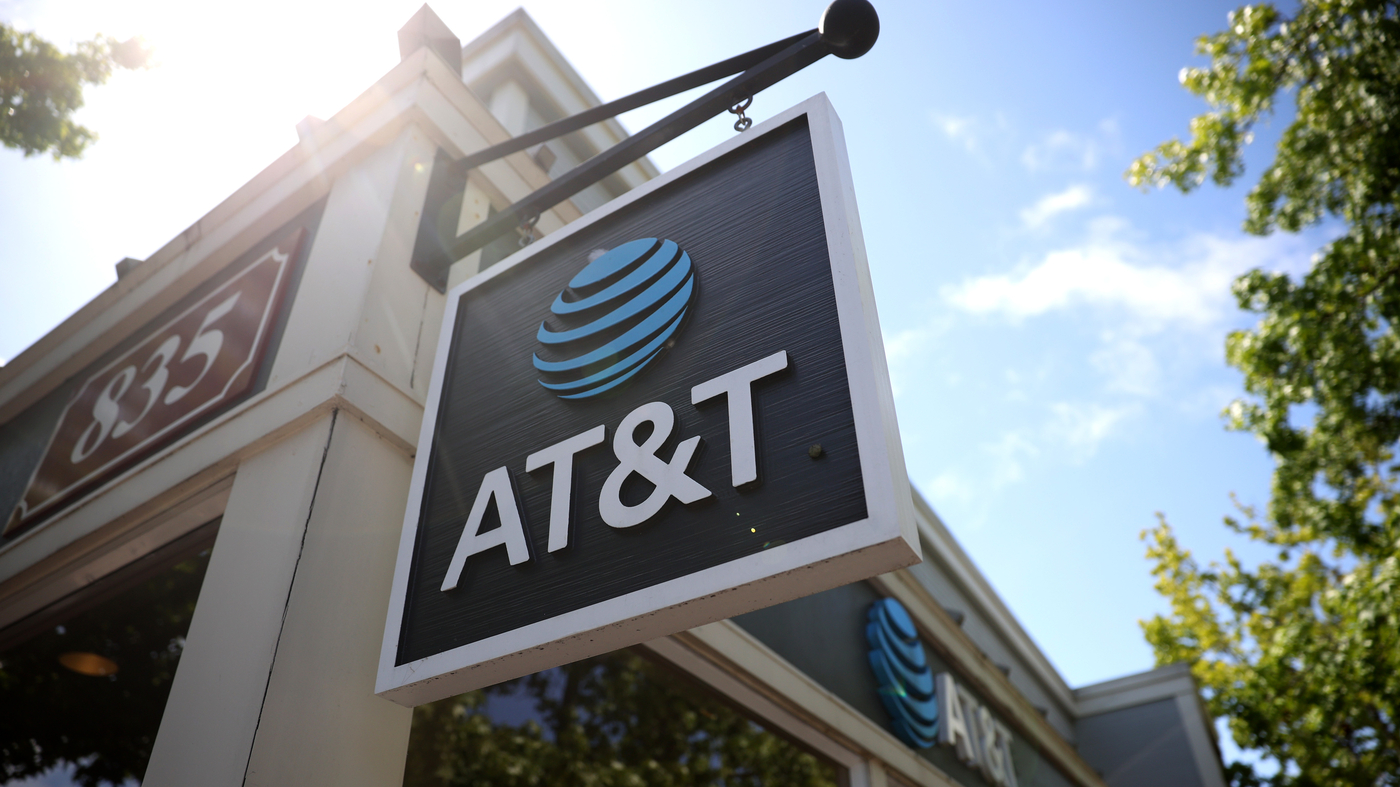 AT&T outage disrupts cell service, and access to 911, for thousands : NPR