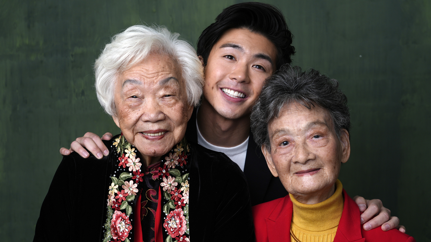 ‘Nai Nai & Wài Pó’ are grandmas turned Oscar-nominated movie stars : NPR
