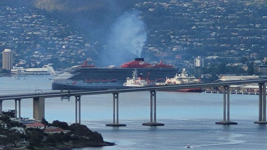 Virgin promises changes after emissions from Resilient Lady cruise ship cause concern in Hobart