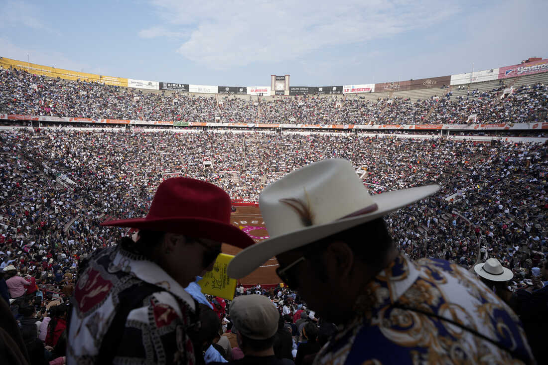 Bullfighting returns to Mexico City, and with it women matadors : NPR